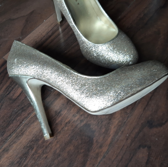 Ivanka Trum glittery heels stilettos pumps - Picture 4 of 12